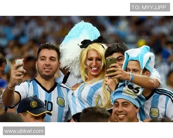 世界杯热潮下中外乳神的魅力对决与文化碰撞